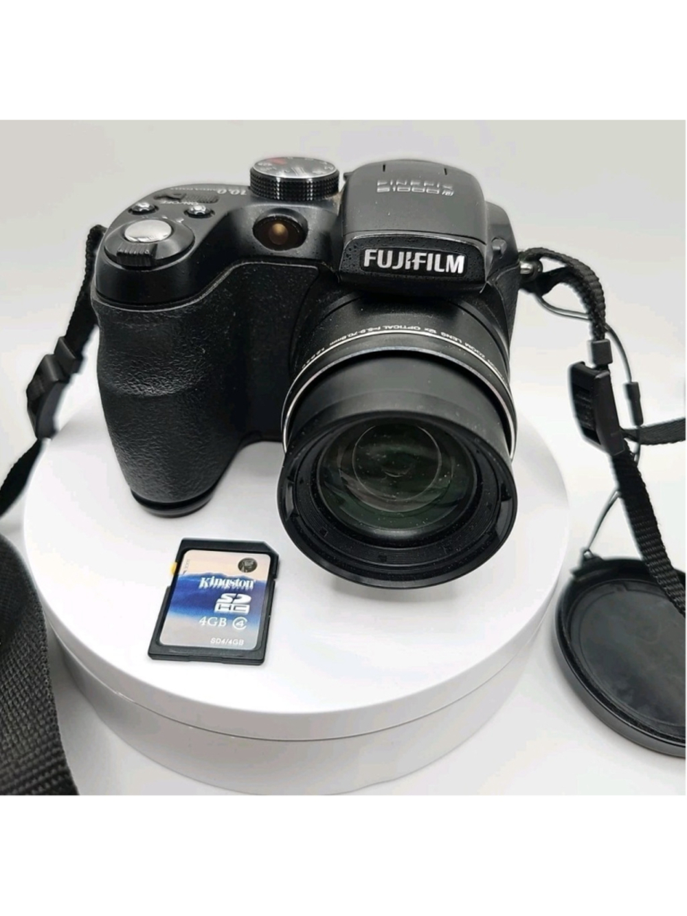 Fujifilm FinePix S1000fd 10MP 12x Zoom Digital Camera Black With SD Card Tested